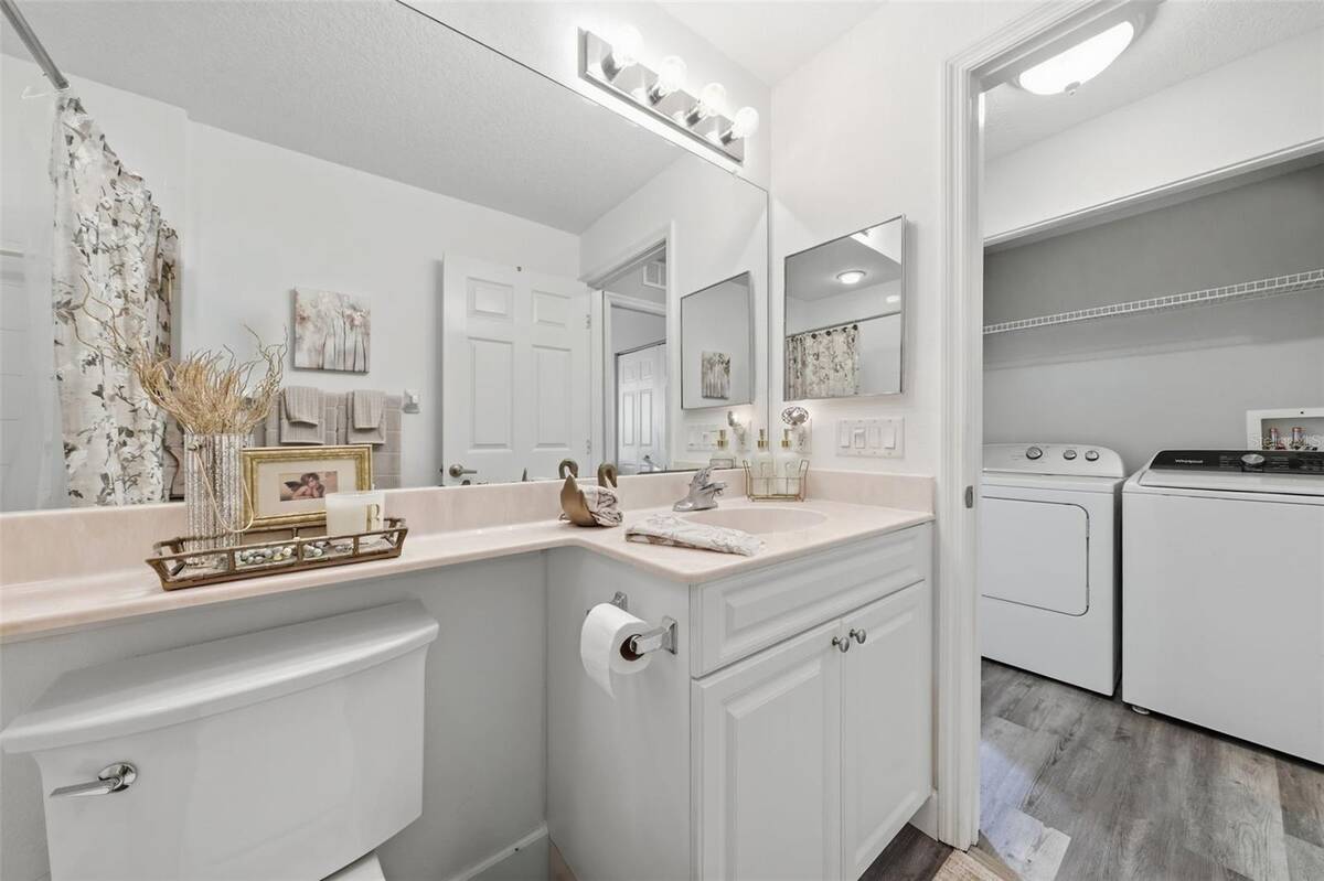 5418 Compass Point, Oxford, FL 34484