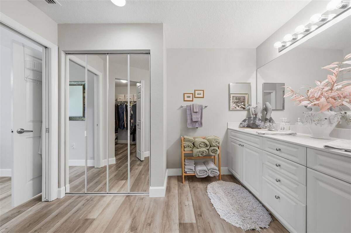 5418 Compass Point, Oxford, FL 34484