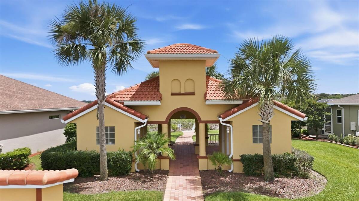 5418 Compass Point, Oxford, FL 34484