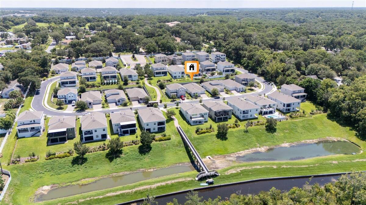 1211 Dora Parc Lane, Mount Dora, FL 32757