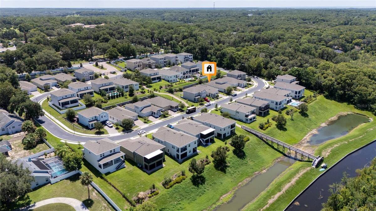 1211 Dora Parc Lane, Mount Dora, FL 32757