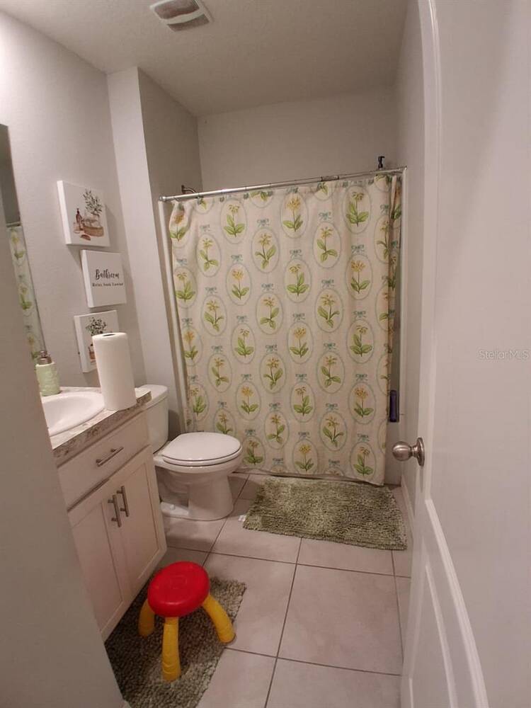 596 Boardwalk Avenue, Haines City, FL 33844