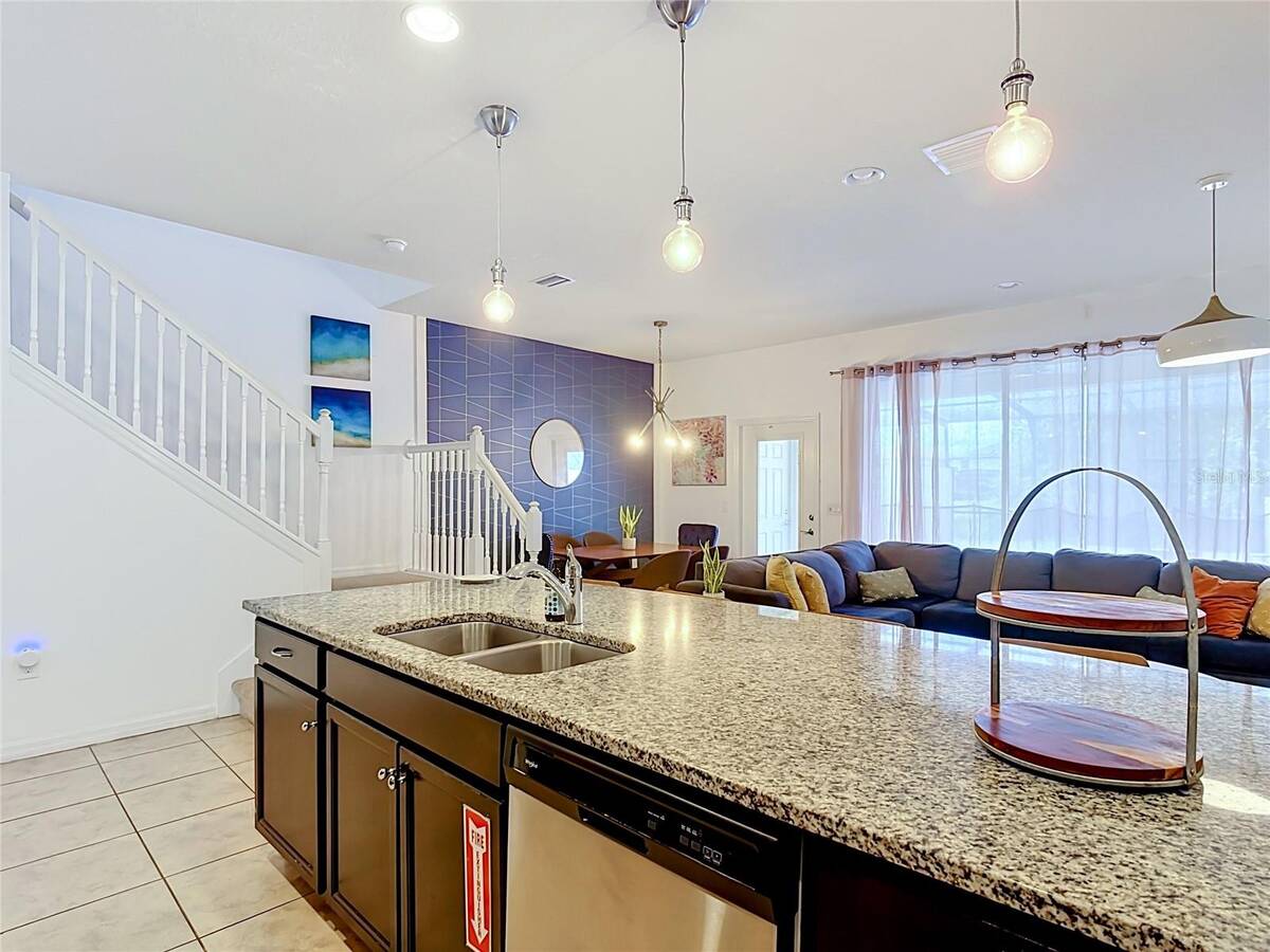 8891 Geneve Court, Kissimmee, FL 34747