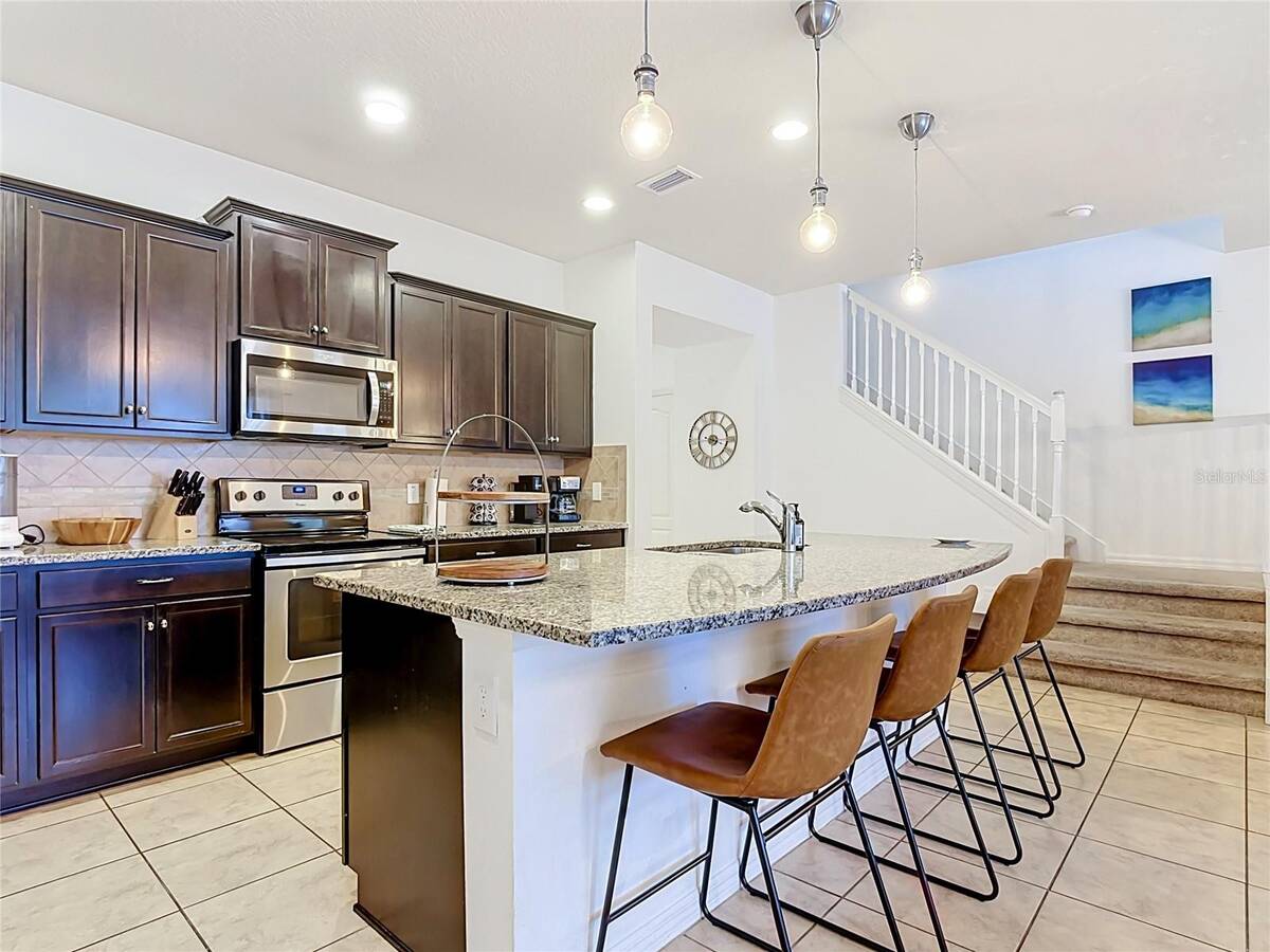 8891 Geneve Court, Kissimmee, FL 34747