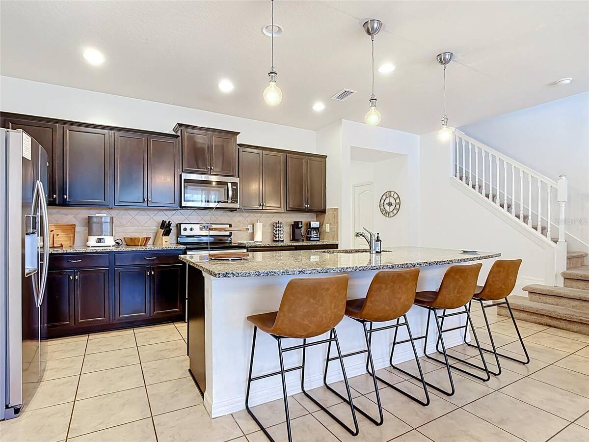 8891 Geneve Court, Kissimmee, FL 34747