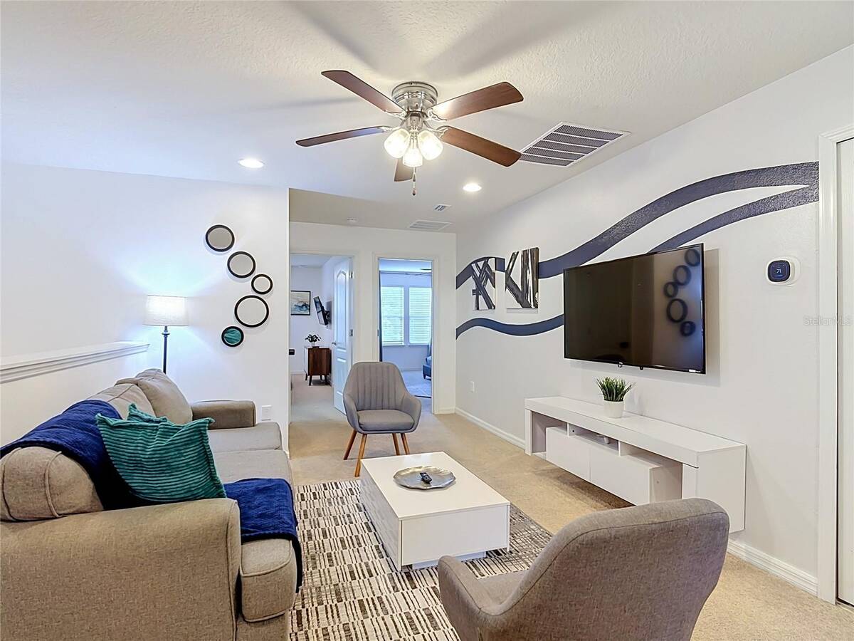 8891 Geneve Court, Kissimmee, FL 34747