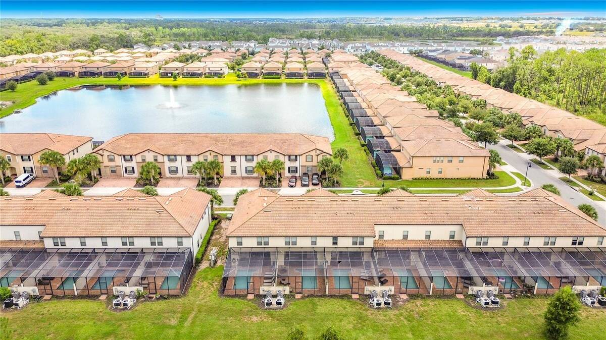 8891 Geneve Court, Kissimmee, FL 34747