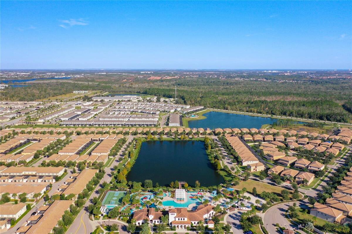 8891 Geneve Court, Kissimmee, FL 34747