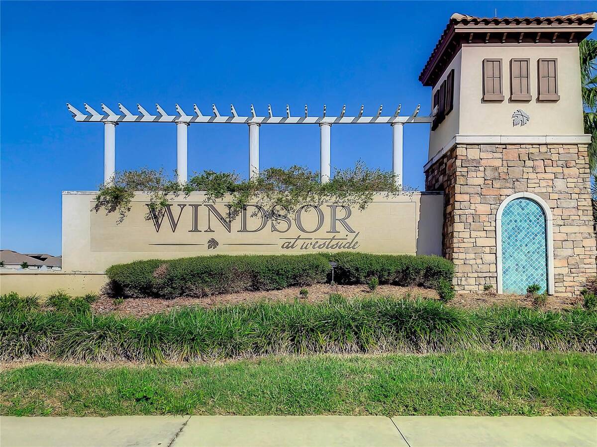 8891 Geneve Court, Kissimmee, FL 34747