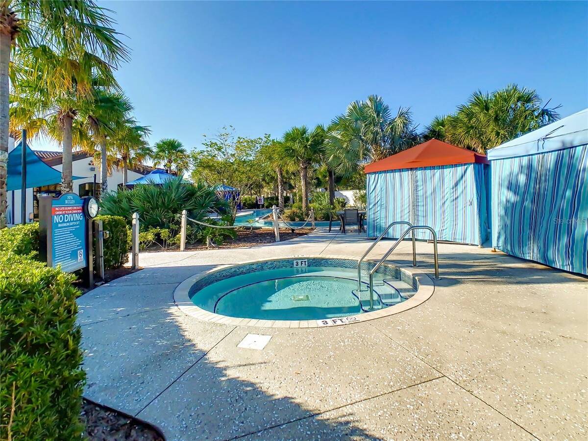 8891 Geneve Court, Kissimmee, FL 34747