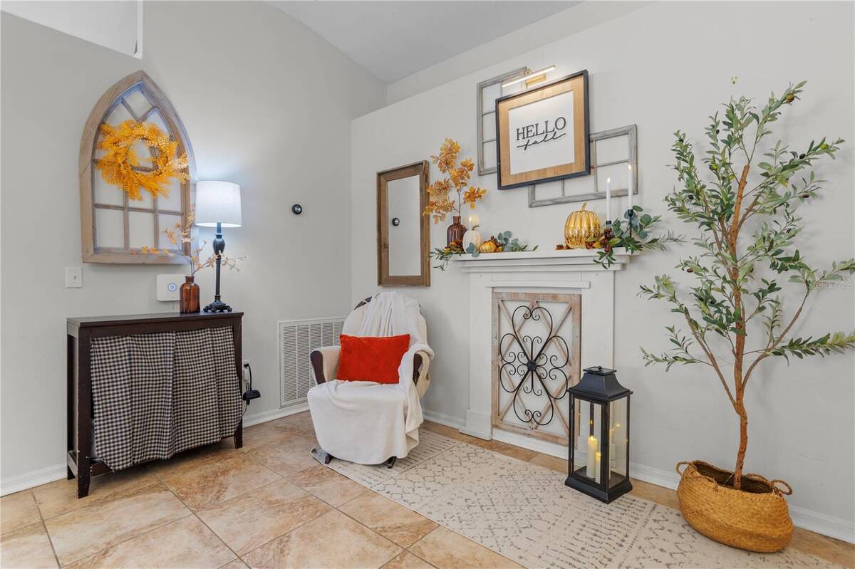 439 Hammerstone Avenue, Haines City, FL 33844