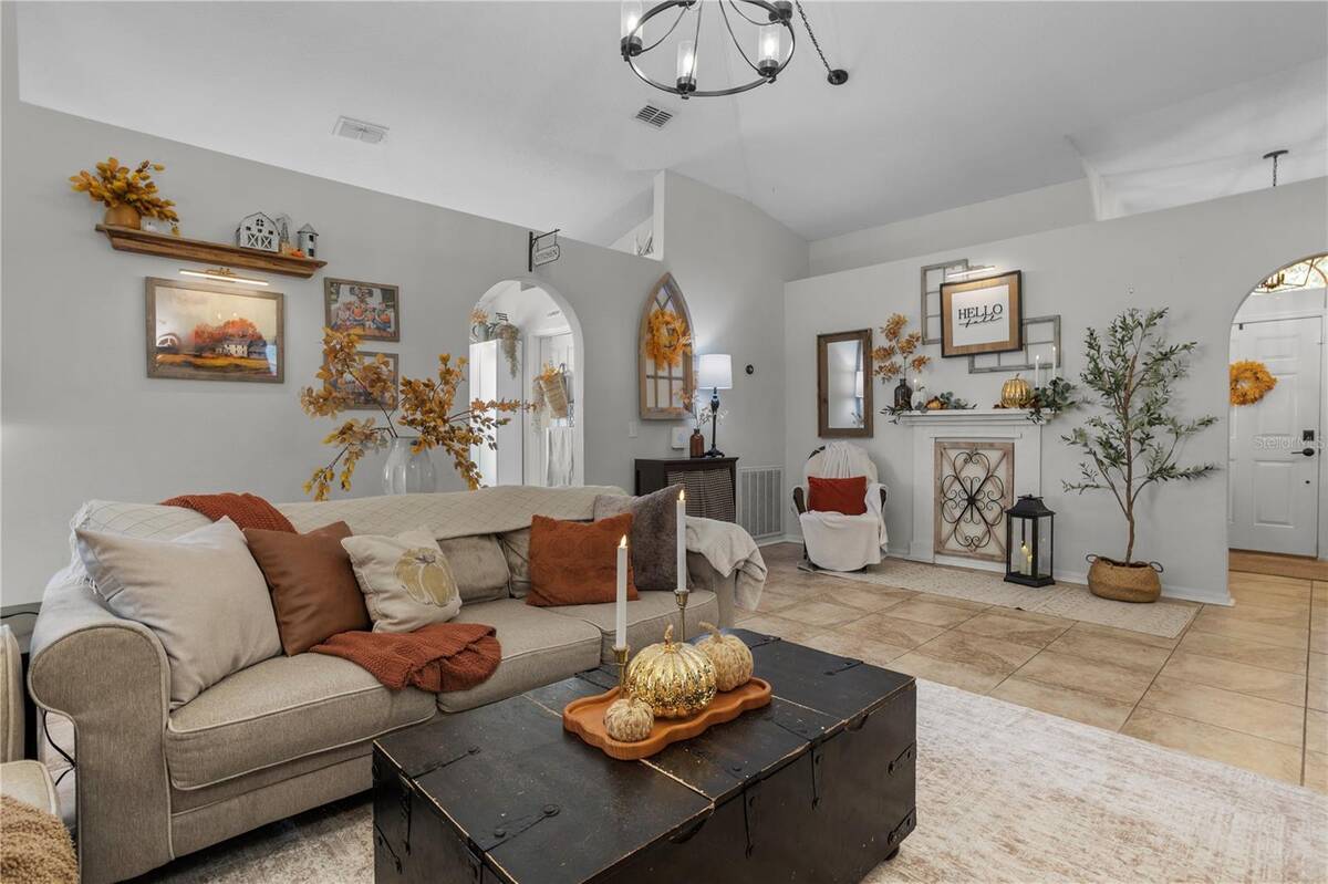 439 Hammerstone Avenue, Haines City, FL 33844