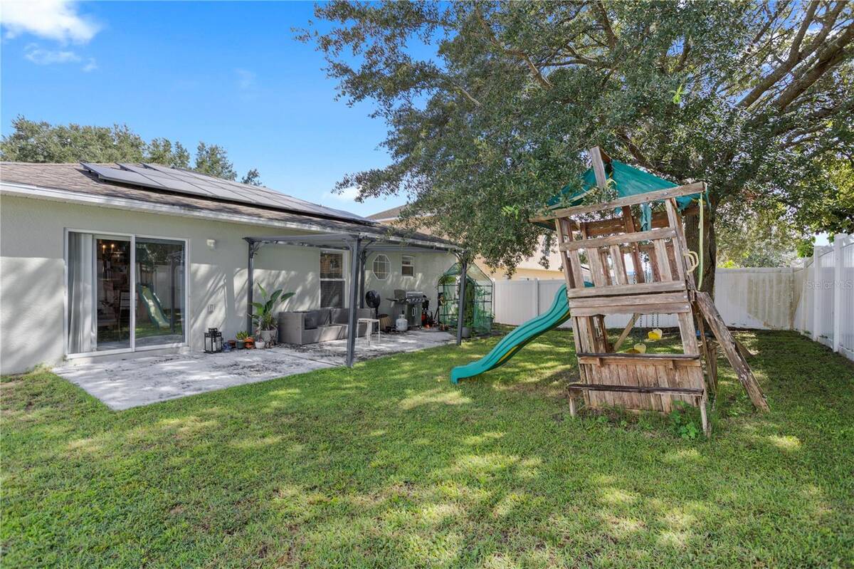 439 Hammerstone Avenue, Haines City, FL 33844