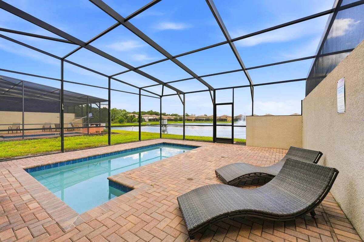 8866 Geneve Court, Kissimmee, FL 34747