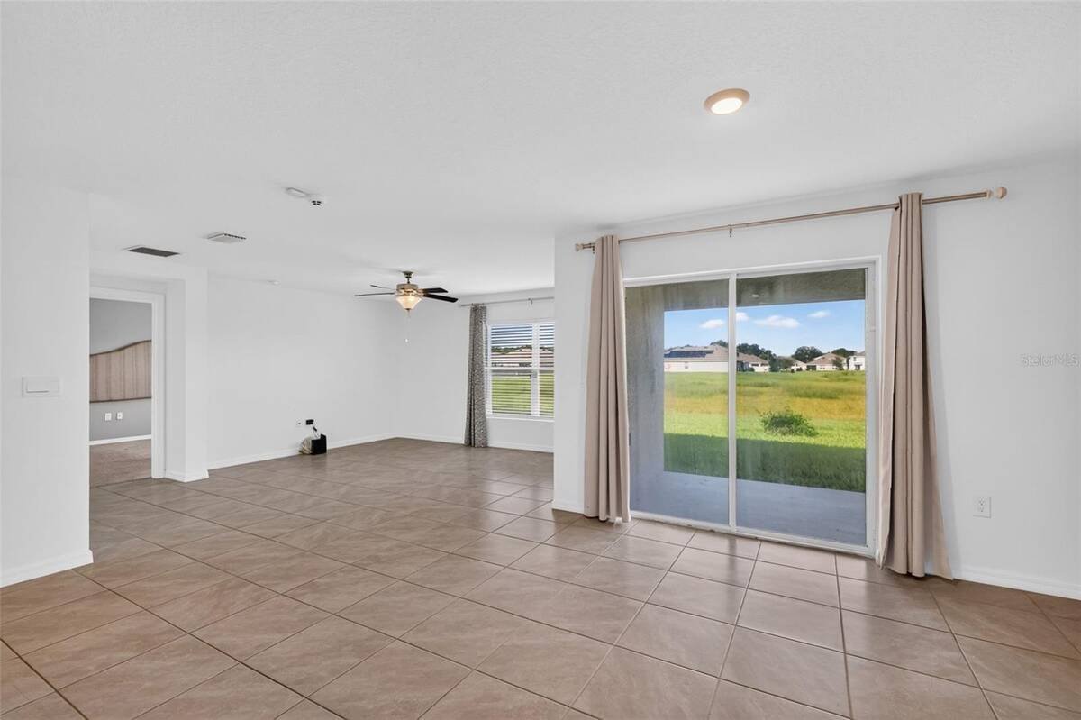 8510 Triumph Circle, Wildwood, FL 34785