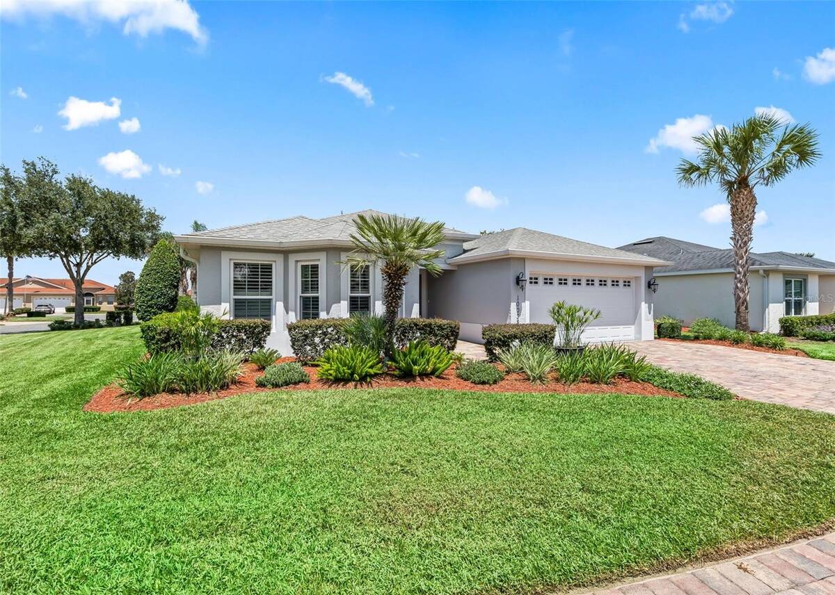 10038 Ketch Kay Lane, Oxford, FL 34484