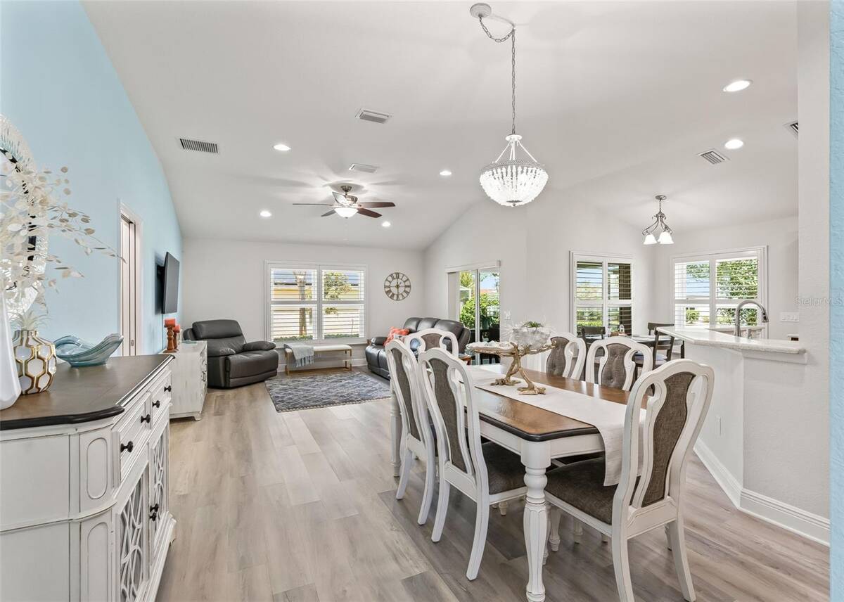 10038 Ketch Kay Lane, Oxford, FL 34484