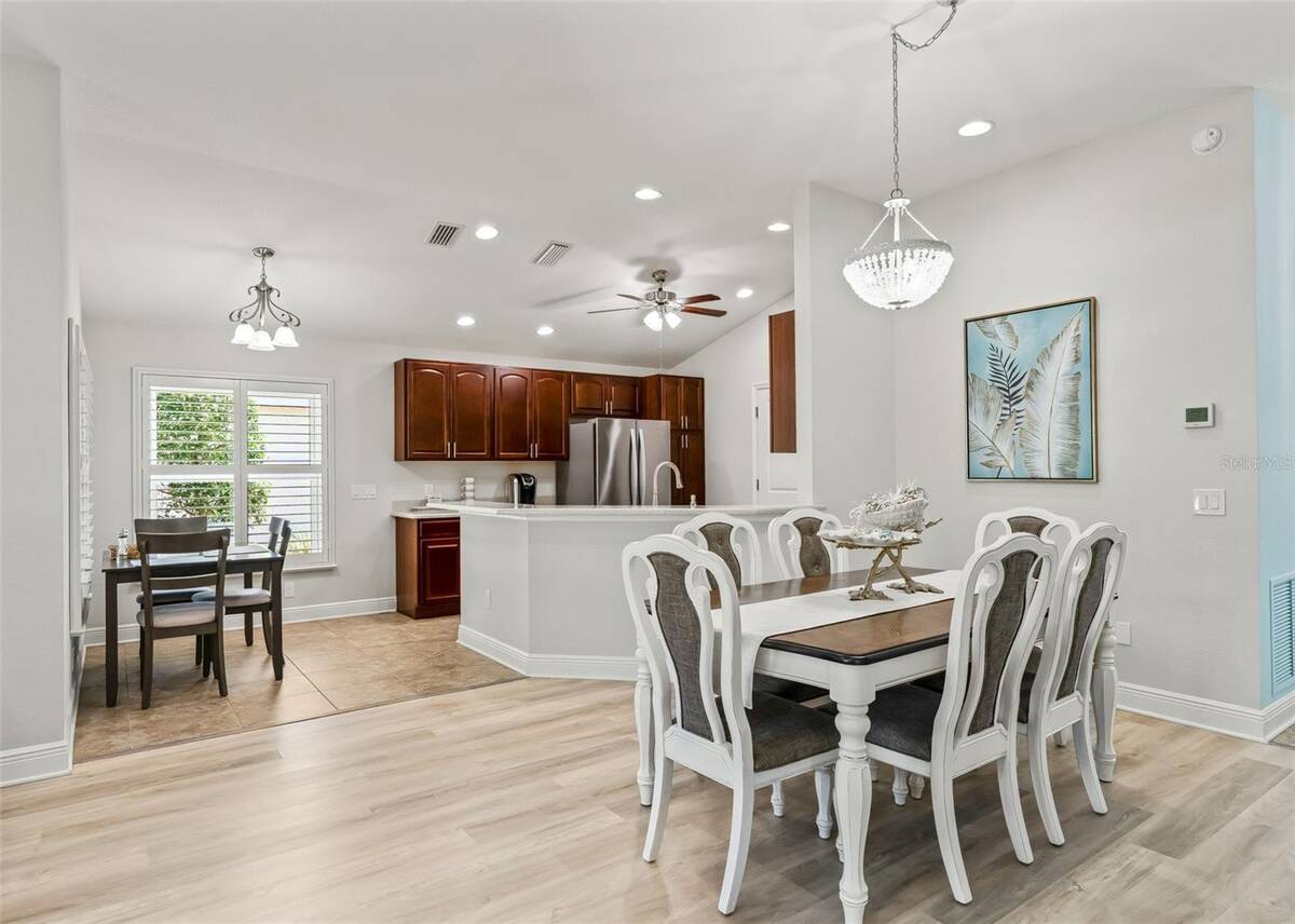 10038 Ketch Kay Lane, Oxford, FL 34484