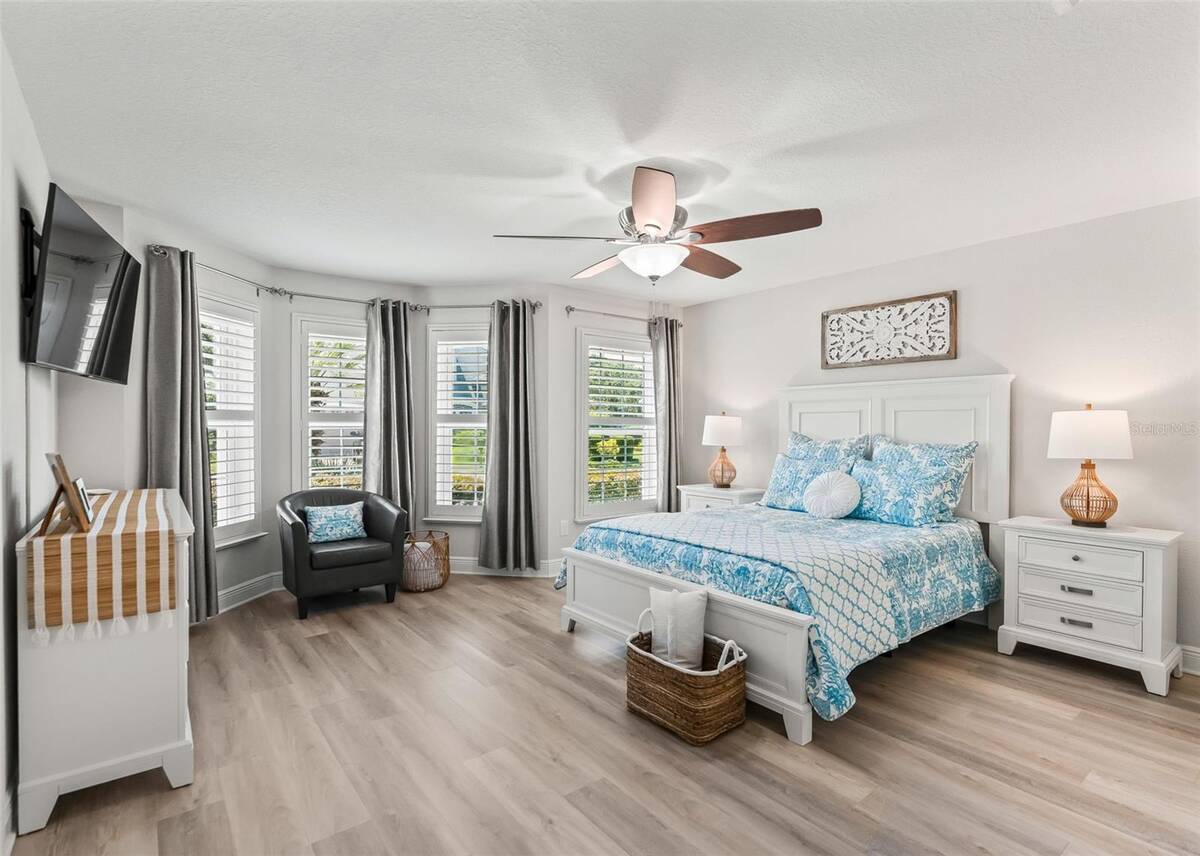 10038 Ketch Kay Lane, Oxford, FL 34484