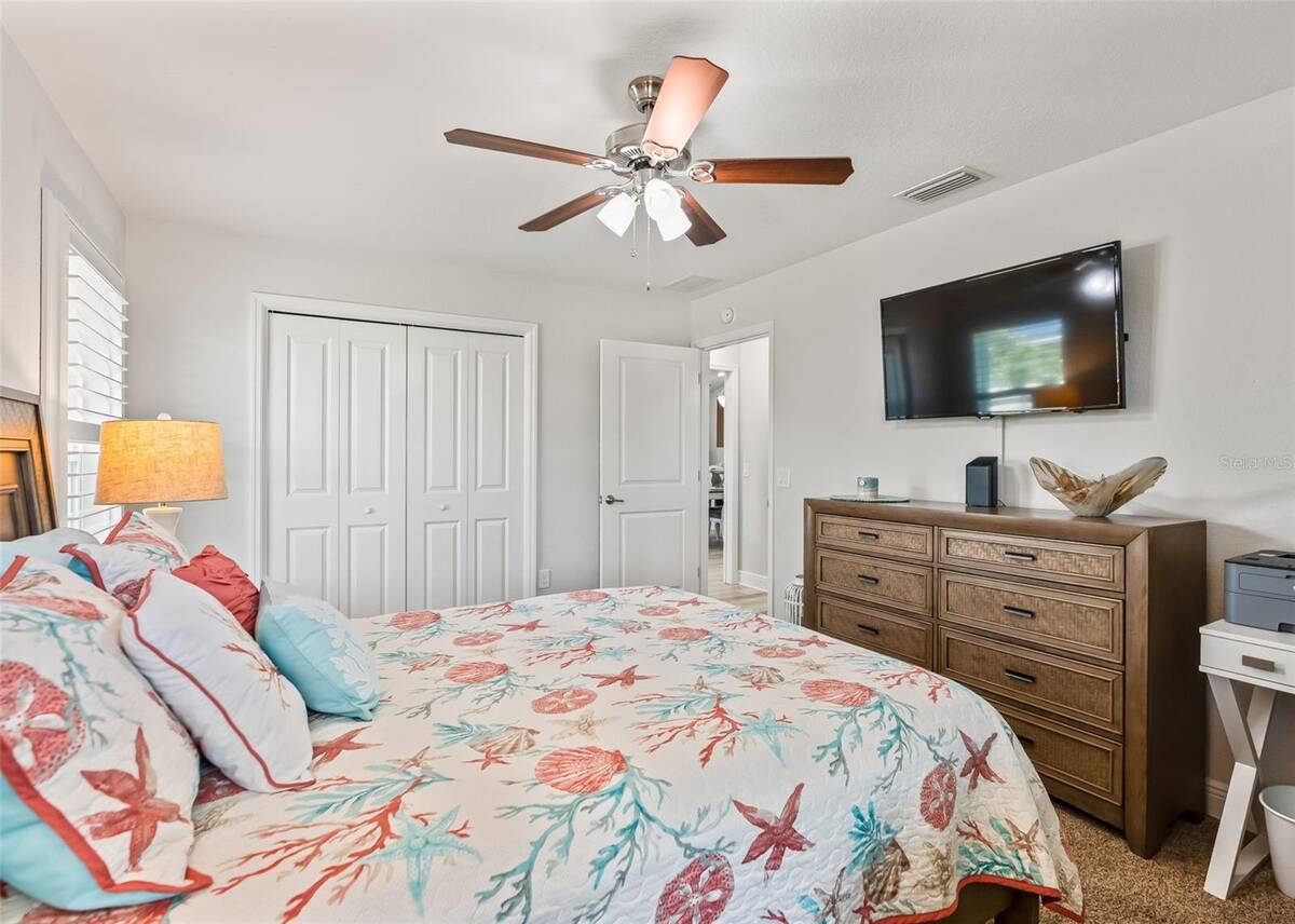 10038 Ketch Kay Lane, Oxford, FL 34484