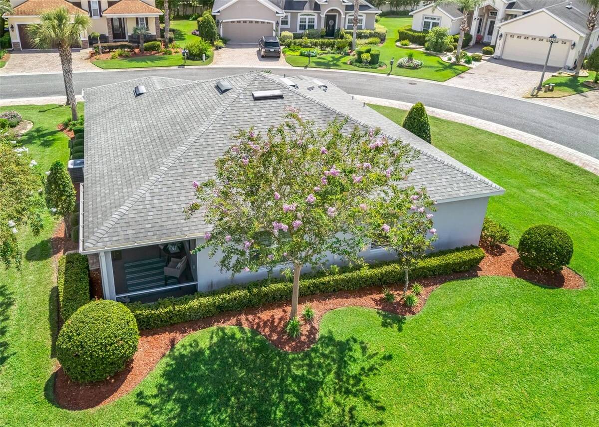 10038 Ketch Kay Lane, Oxford, FL 34484