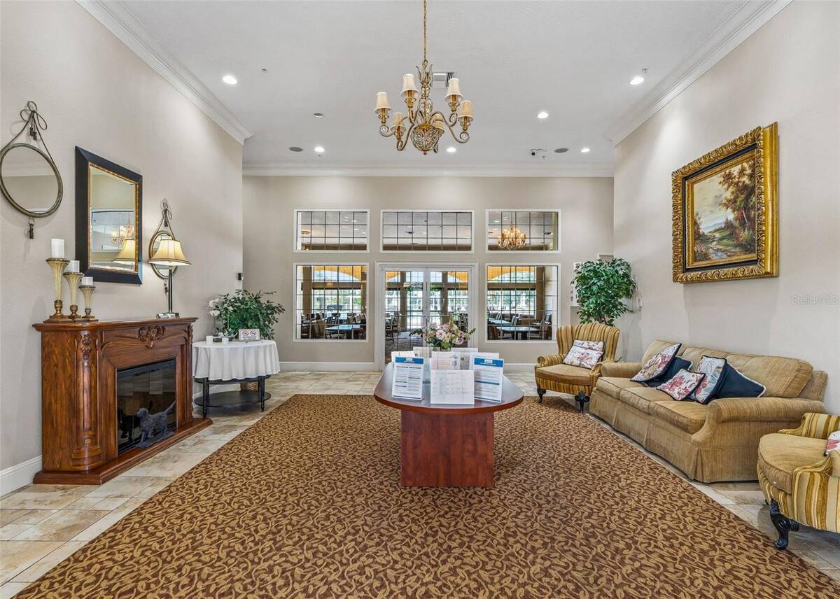 10038 Ketch Kay Lane, Oxford, FL 34484