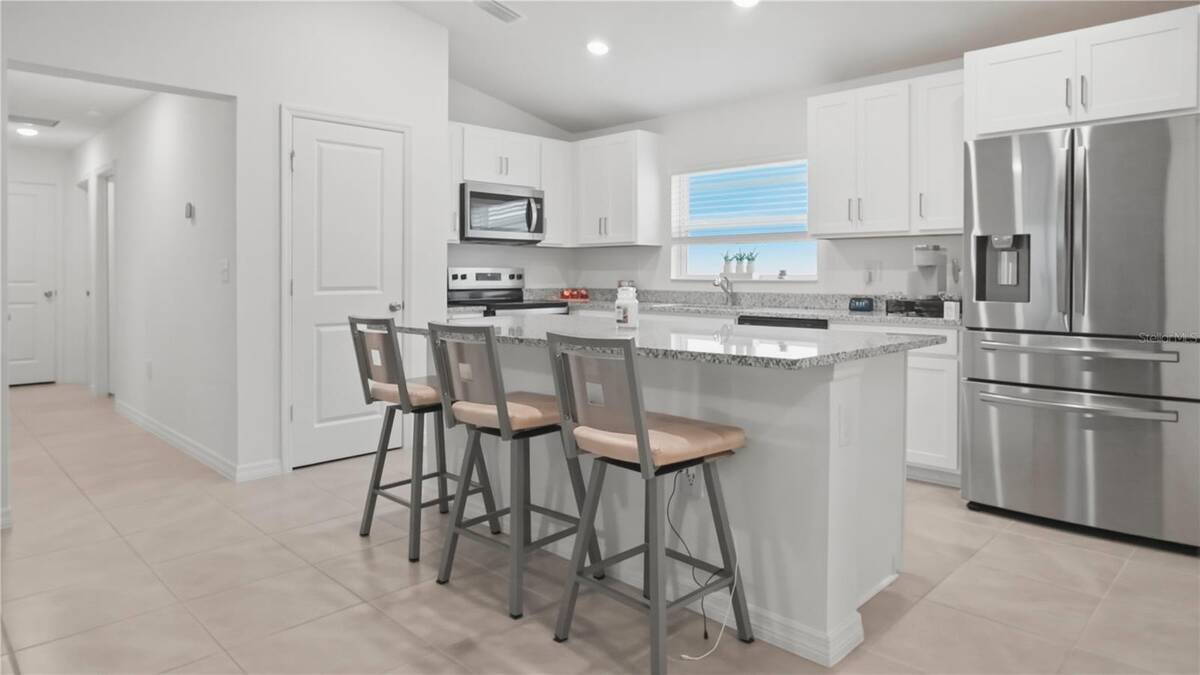 707 Chestnut Lane, Auburndale, FL 33823