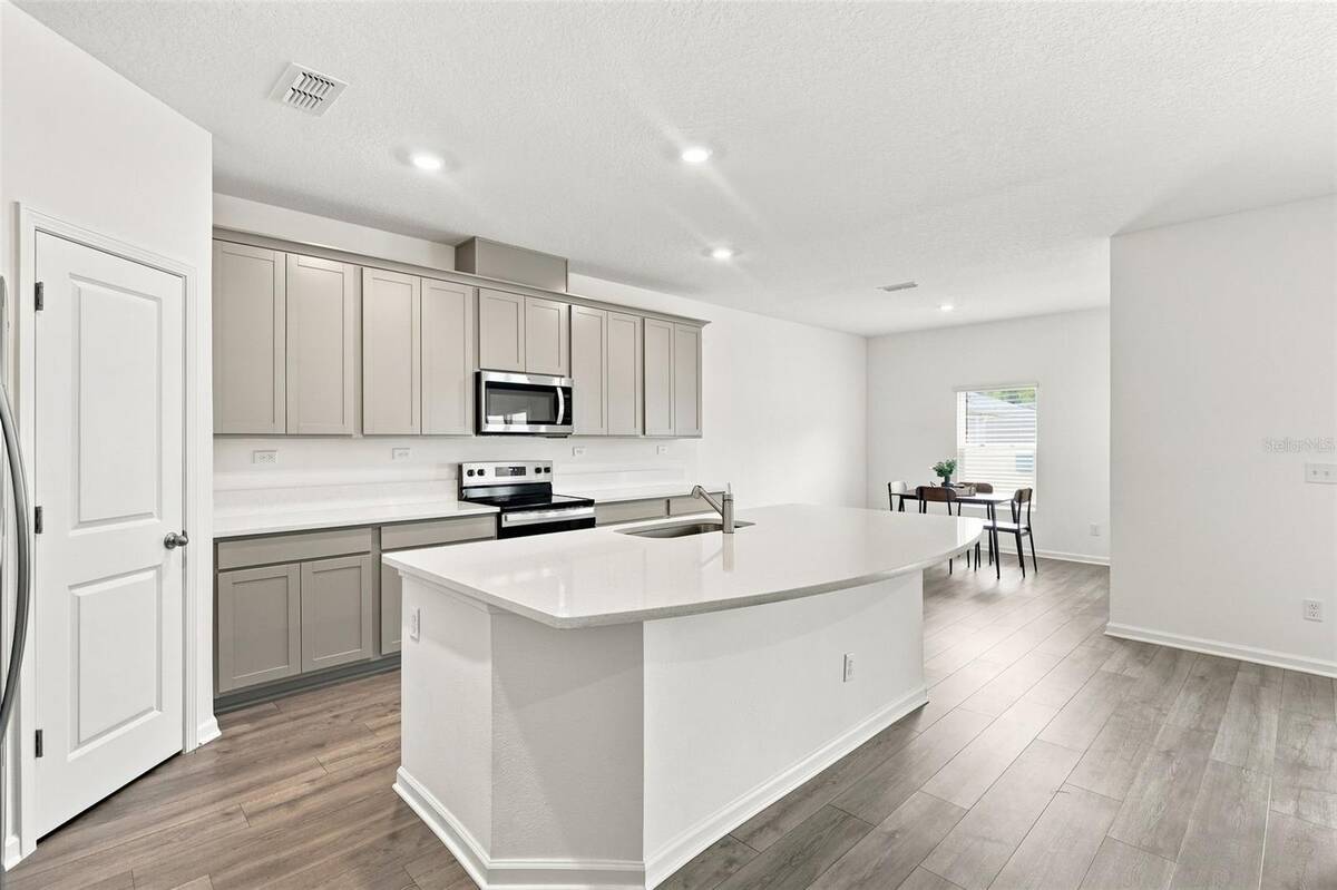 4768 Argand Drive, Jacksonville, FL 32218