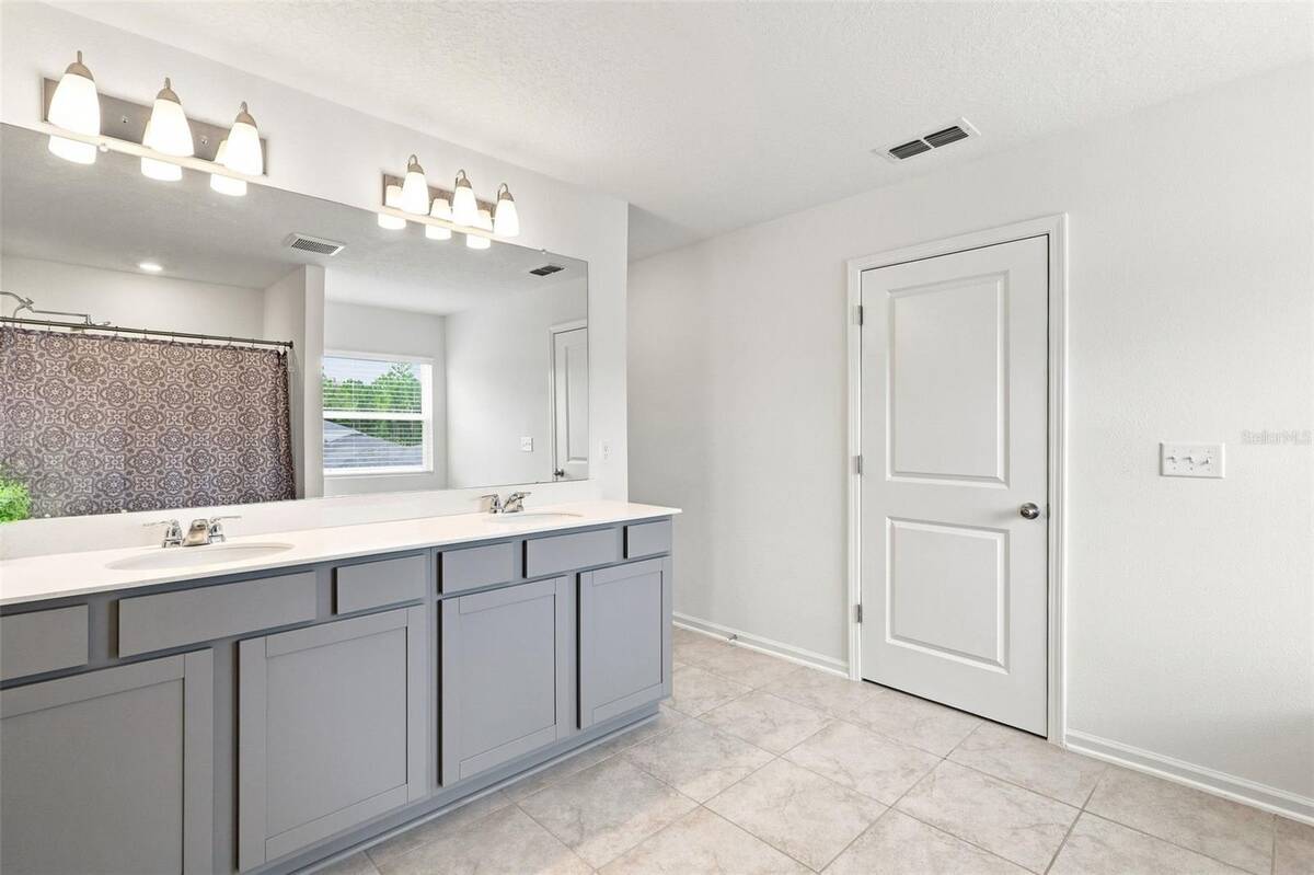 4768 Argand Drive, Jacksonville, FL 32218