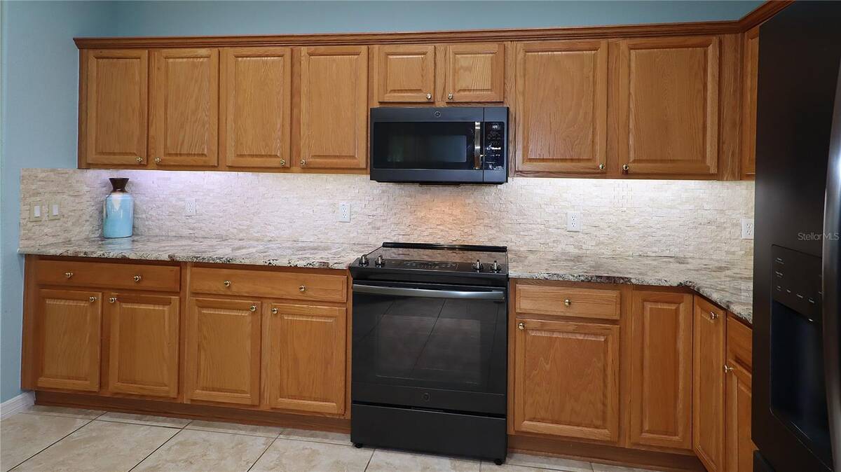 11735 Se 91st Circle, Summerfield, FL 34491