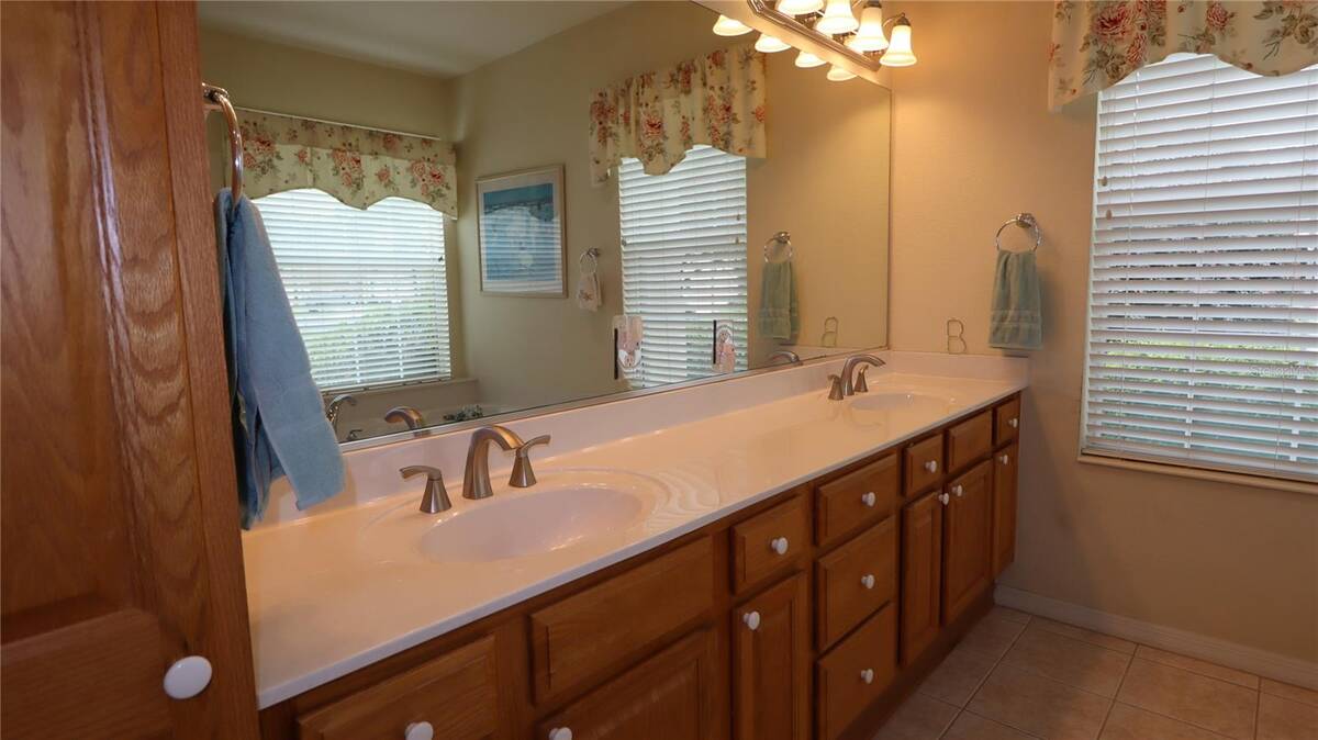 11735 Se 91st Circle, Summerfield, FL 34491
