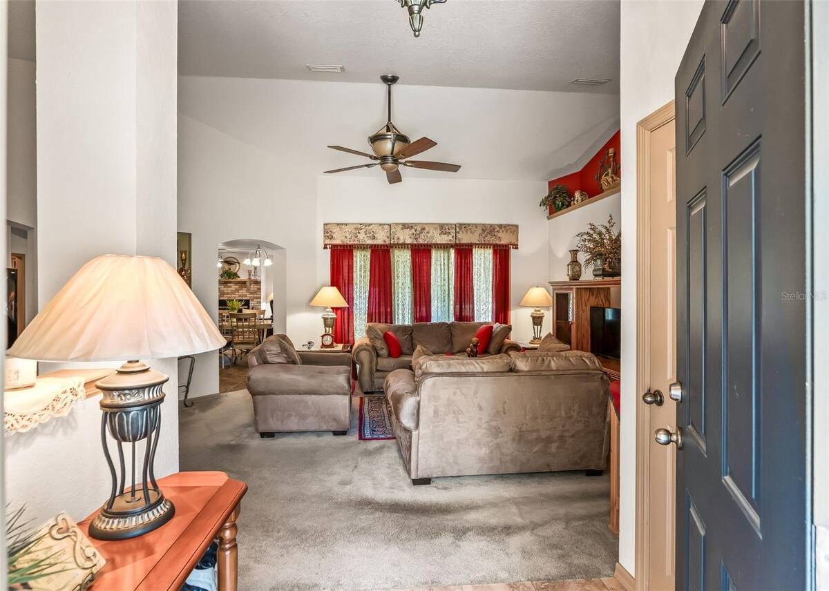 13130 Nw 87th Avenue Road, Reddick, FL 32686