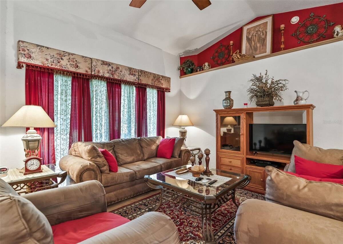 13130 Nw 87th Avenue Road, Reddick, FL 32686
