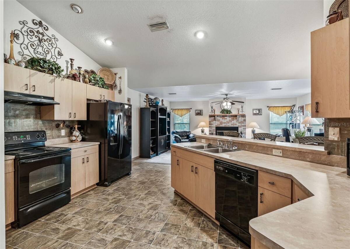 13130 Nw 87th Avenue Road, Reddick, FL 32686