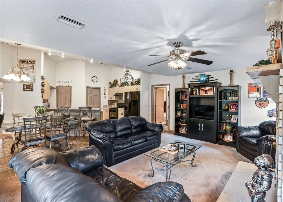 13130 Nw 87th Avenue Road, Reddick, FL 32686