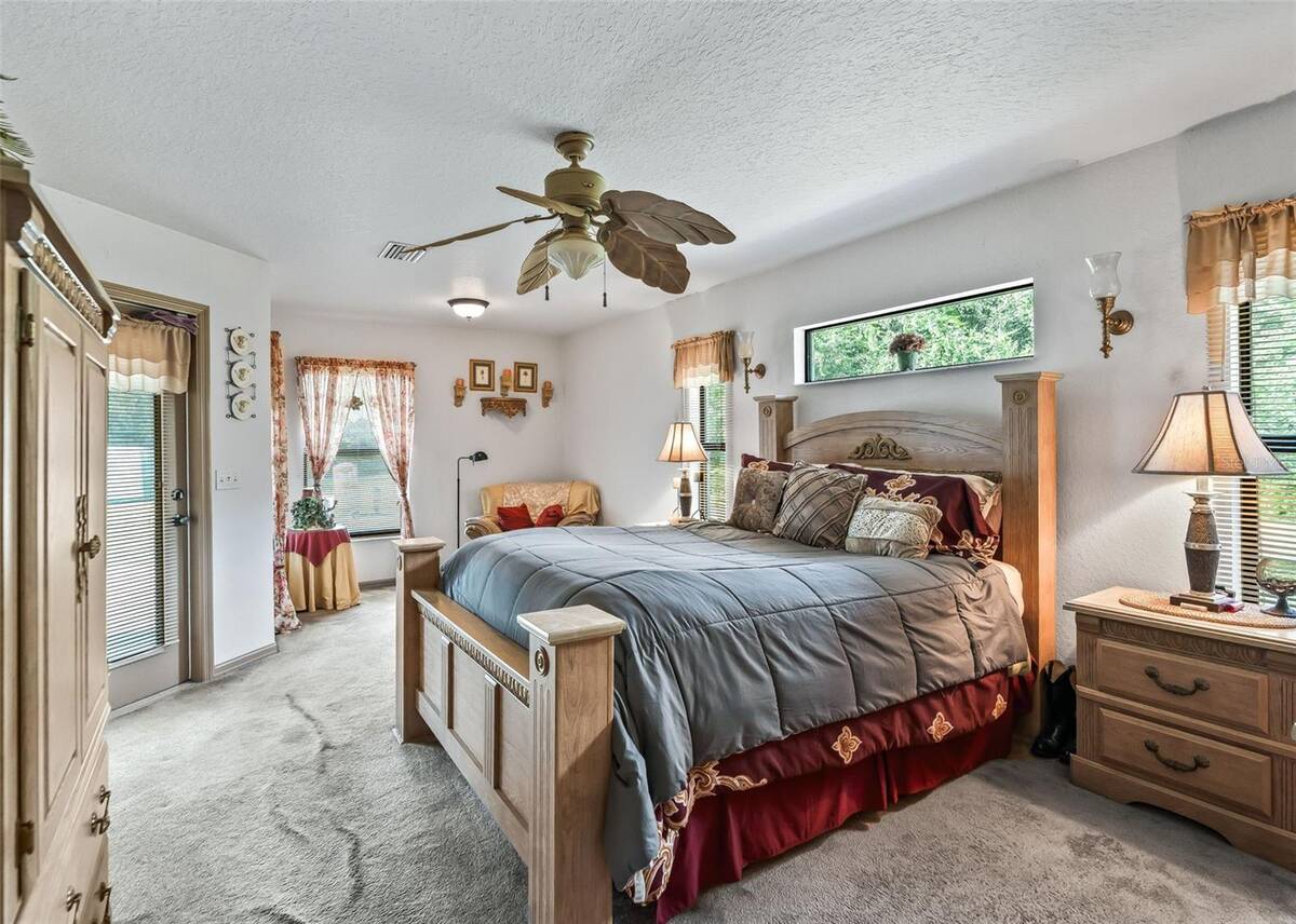 13130 Nw 87th Avenue Road, Reddick, FL 32686