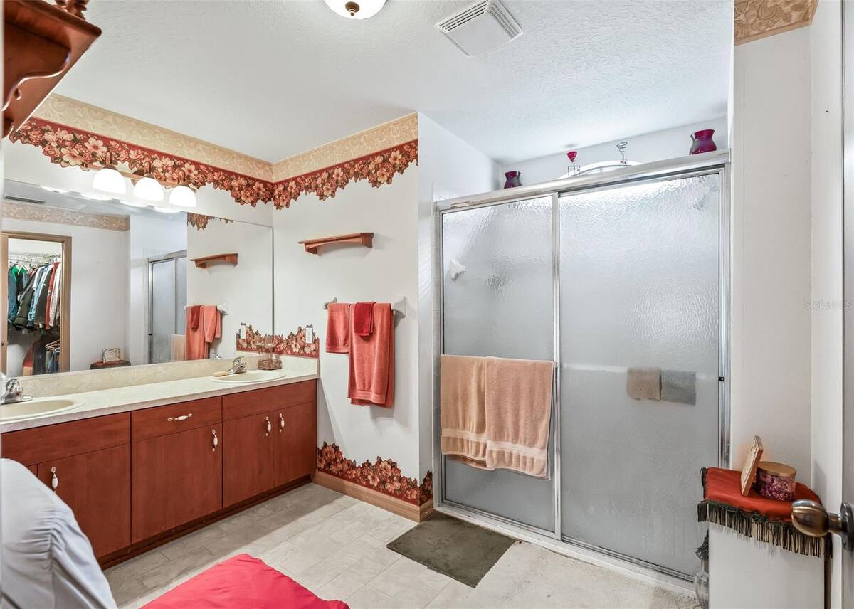 13130 Nw 87th Avenue Road, Reddick, FL 32686