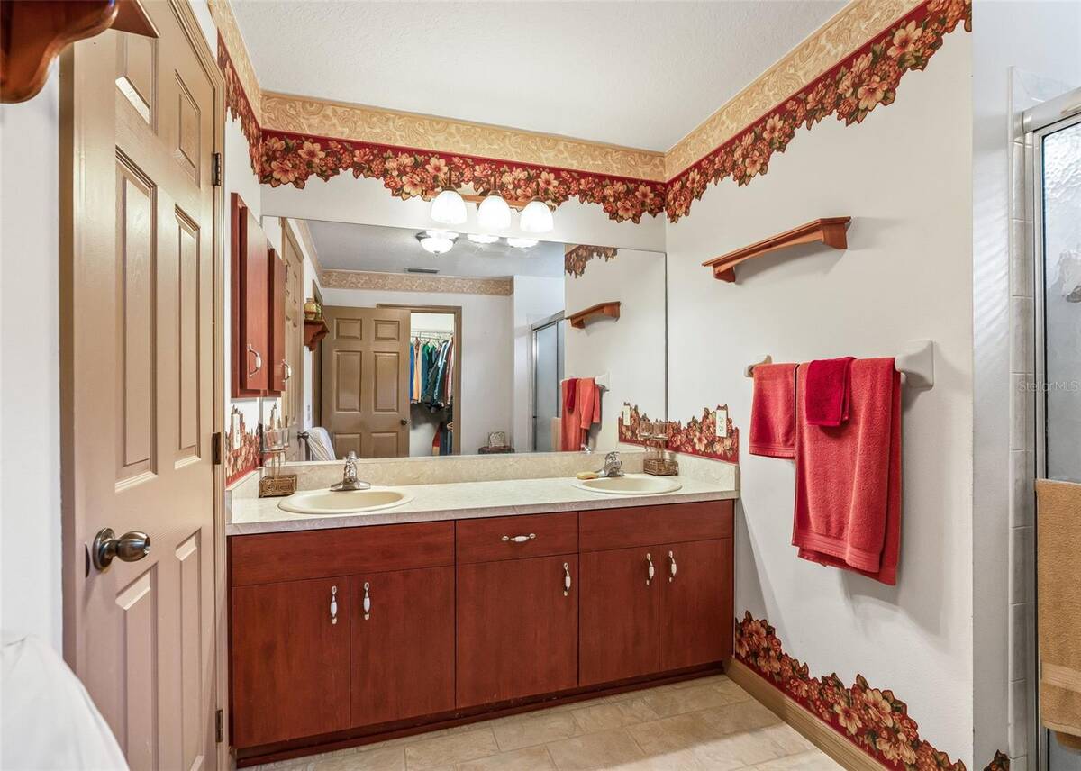 13130 Nw 87th Avenue Road, Reddick, FL 32686