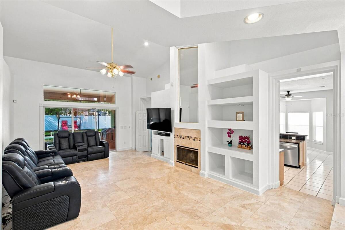 13711 Dornoch Drive, Orlando, FL 32828