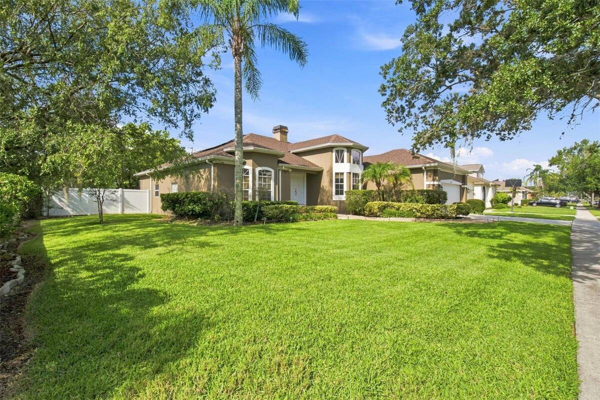 13711 Dornoch Drive, Orlando, FL 32828