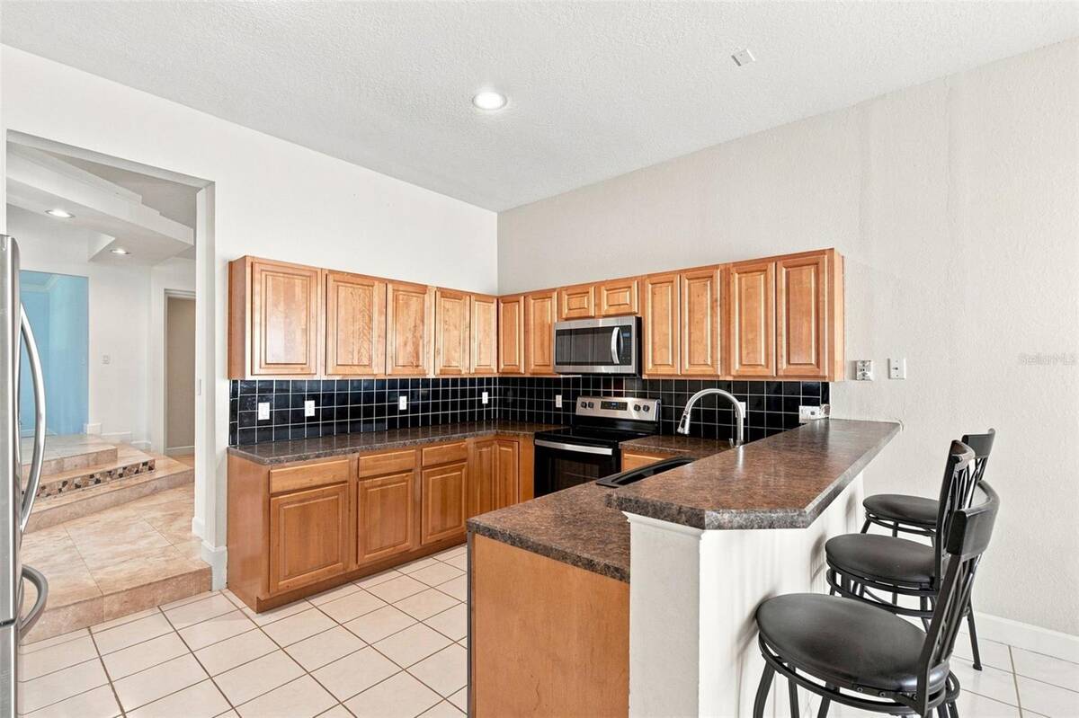 13711 Dornoch Drive, Orlando, FL 32828