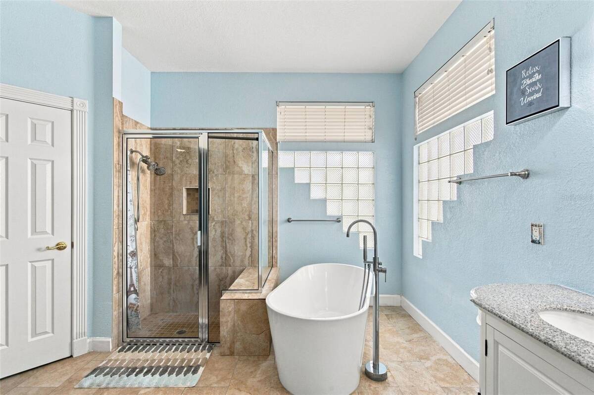 13711 Dornoch Drive, Orlando, FL 32828