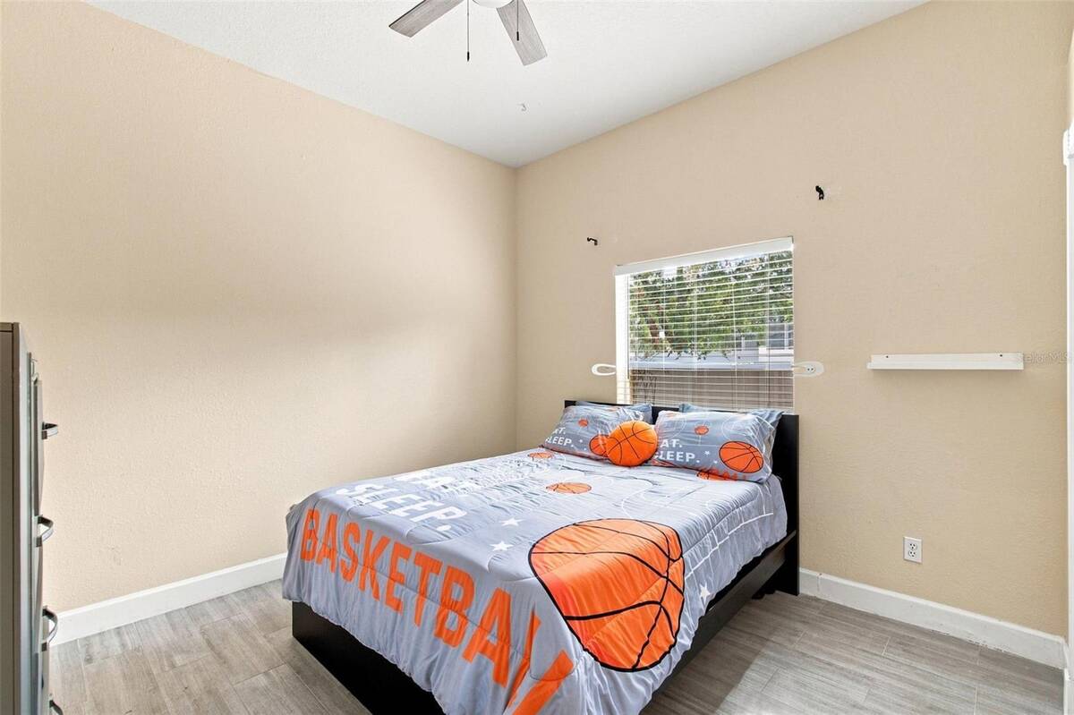13711 Dornoch Drive, Orlando, FL 32828