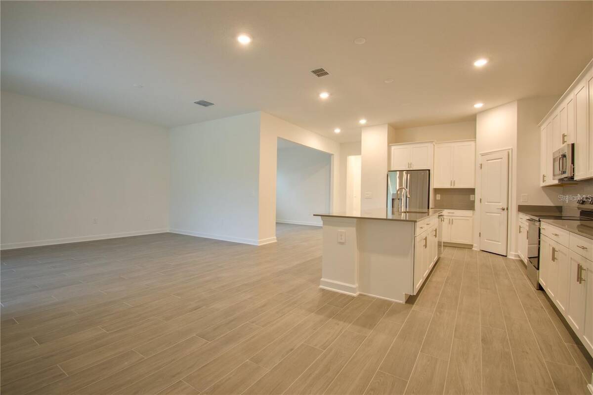 10830 History Avenue, Orlando, FL 32832