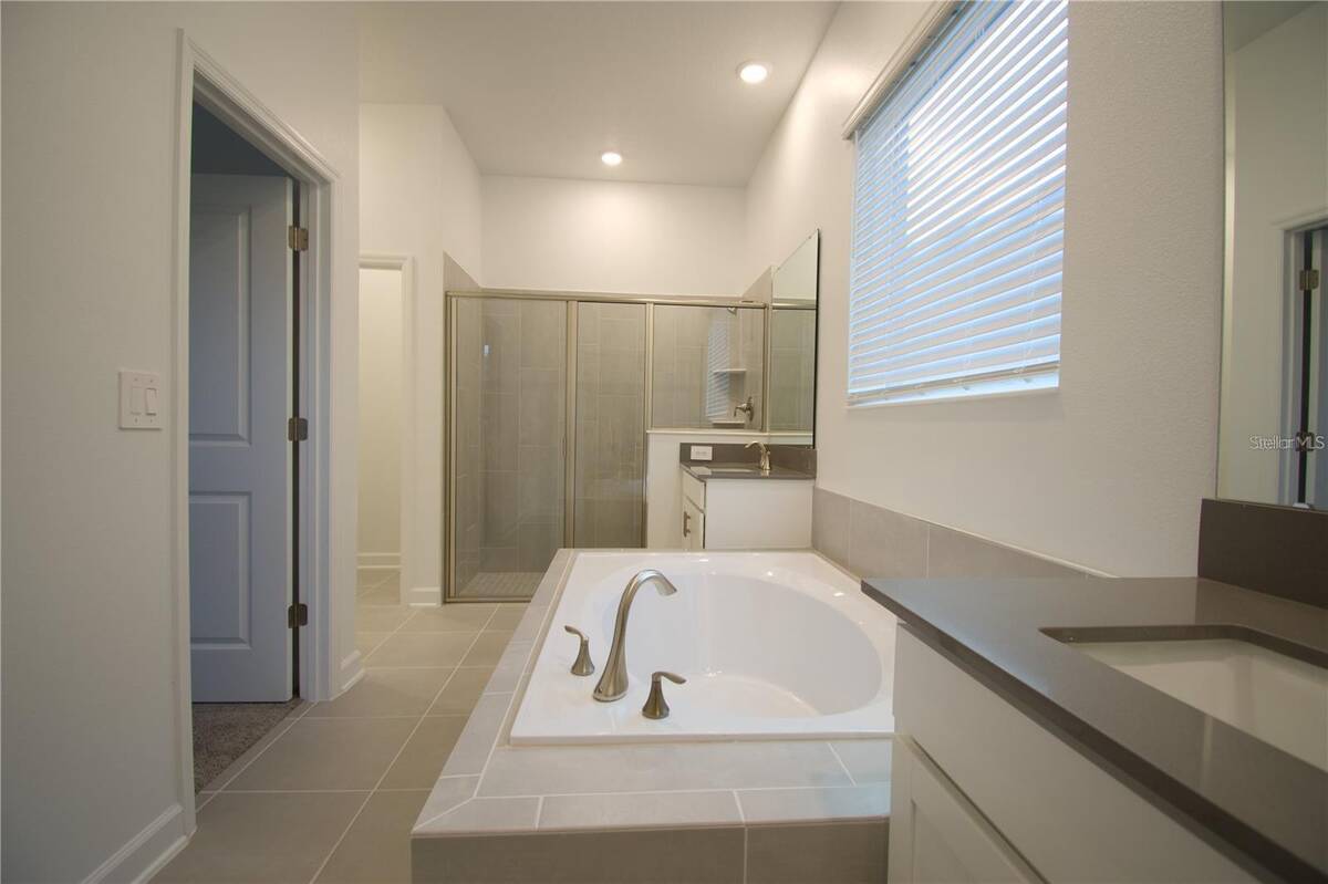 10830 History Avenue, Orlando, FL 32832