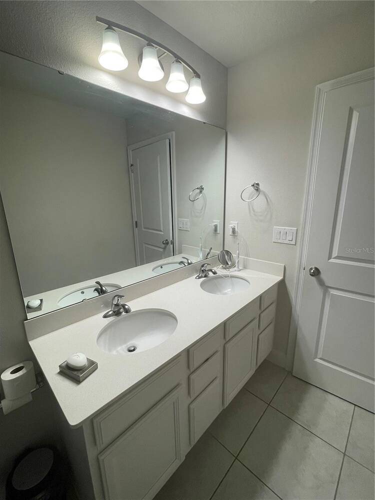 3182 Armstrong Spring Drive, Kissimmee, FL 34744