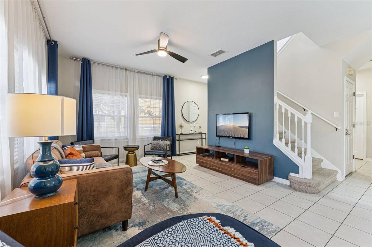 8572 Bay Lilly Loop, Kissimmee, FL 34747