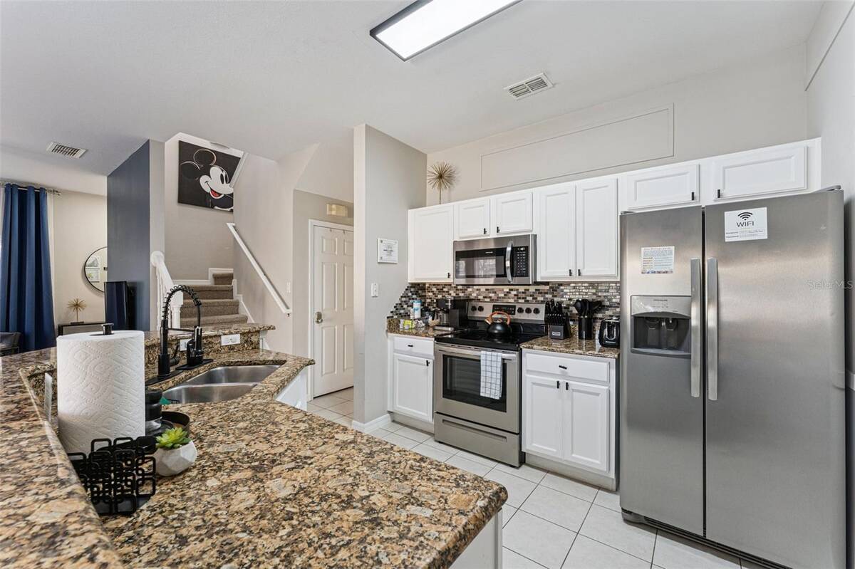 8572 Bay Lilly Loop, Kissimmee, FL 34747