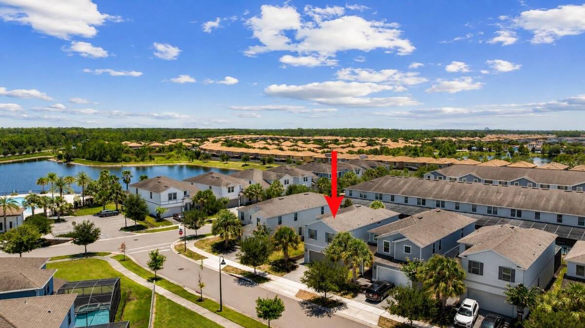8904 Prague Way, Kissimmee, FL 34747