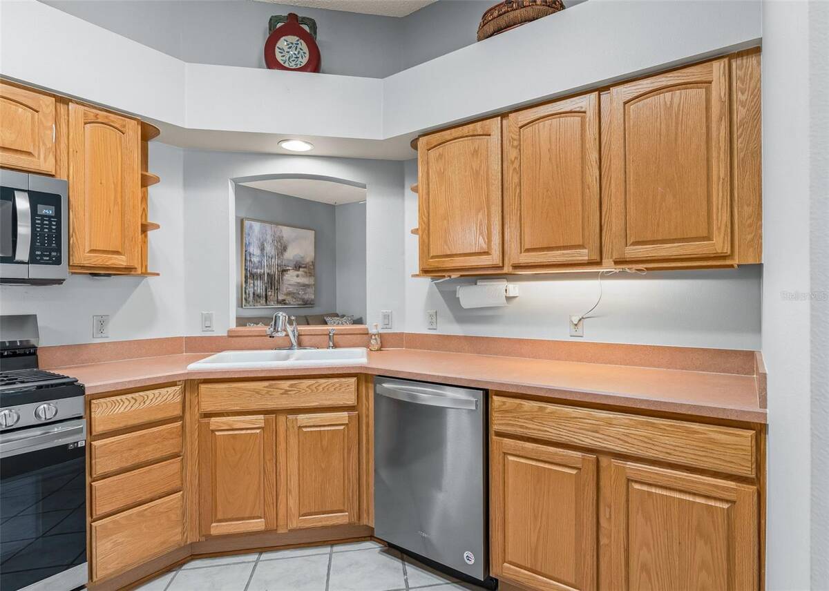 2595 Caribe Drive, The Villages, FL 32162